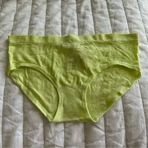 Victoria’s Secret hip hugger hipster panty